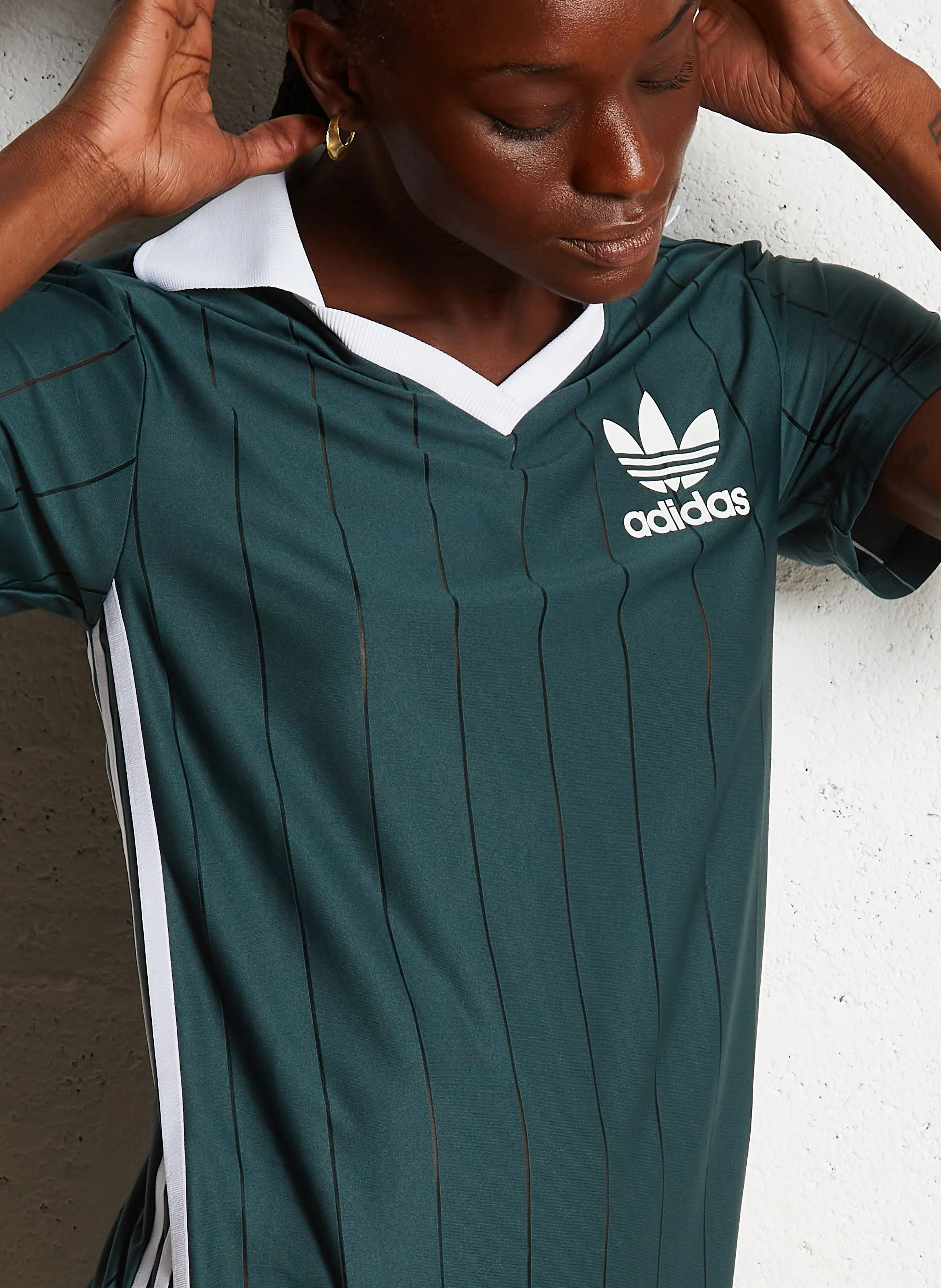 ADIDAS Vestido corto de rayas en verde