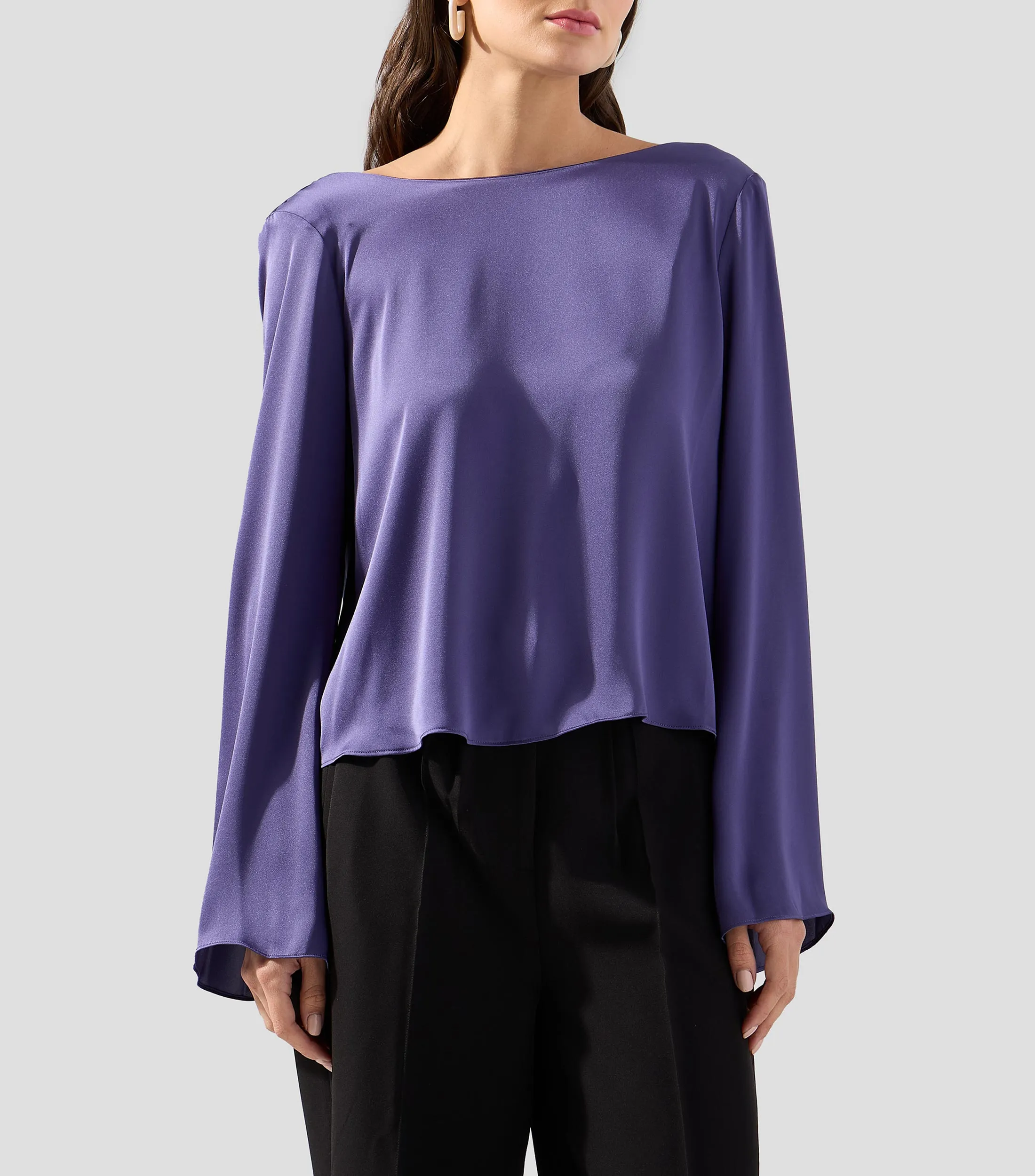 BCBGMAXAZRIA Blusa lisa de manga larga Mujer