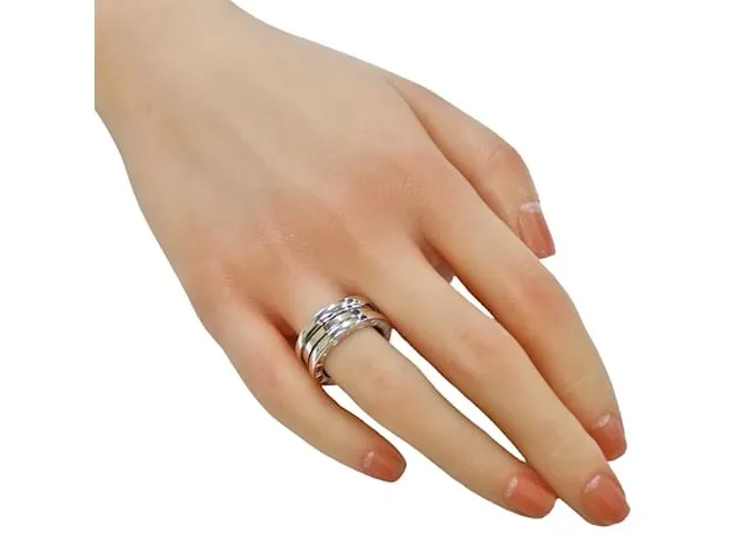 Bulgari Anillo B.zero1 de oro blanco de 18K de Bvlgari 