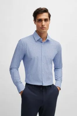 Camisa slim fit en material técnico elástico estampado