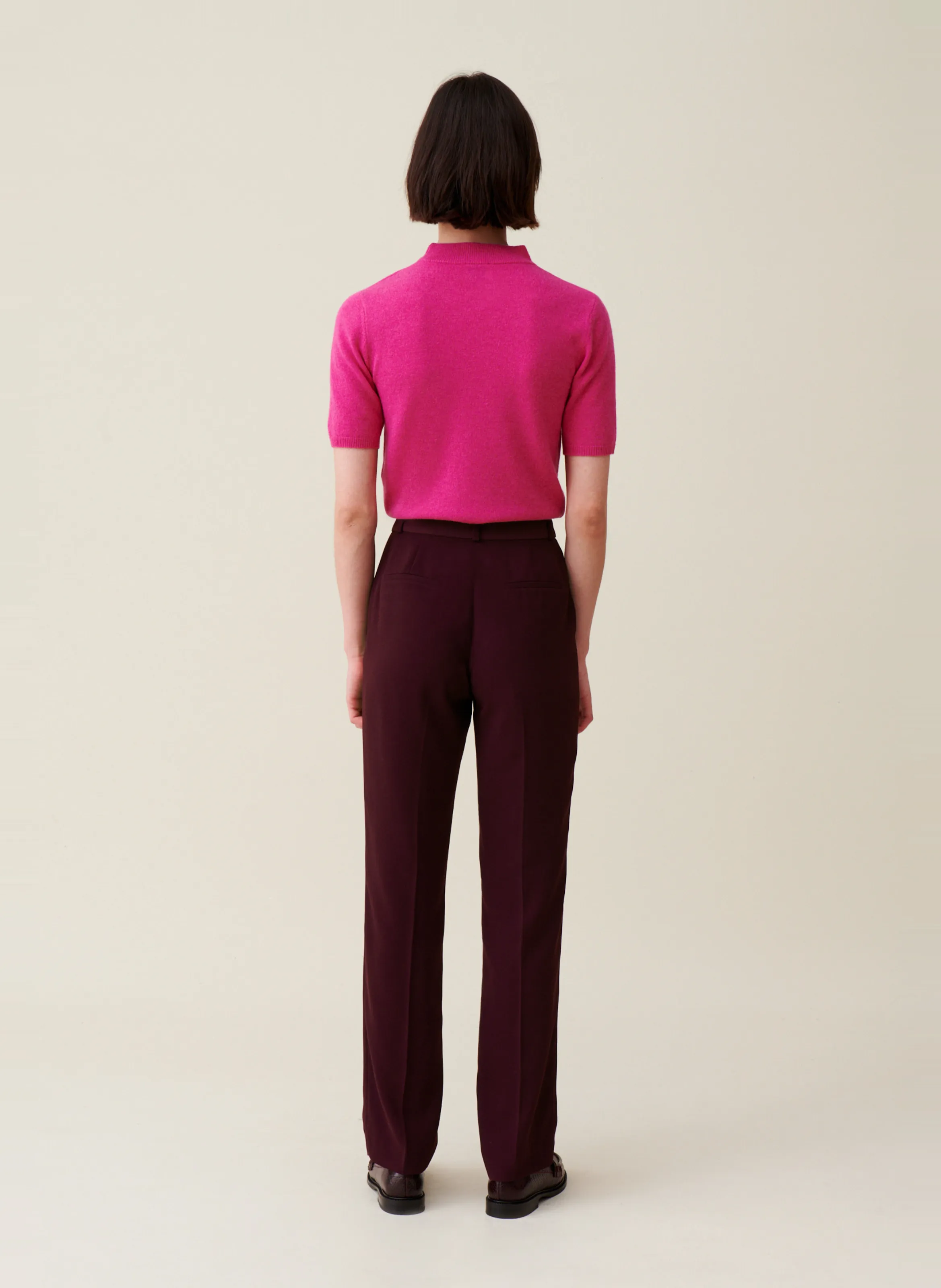 CLAUDIE PIERLOT Pantalón recto plisado en rojo