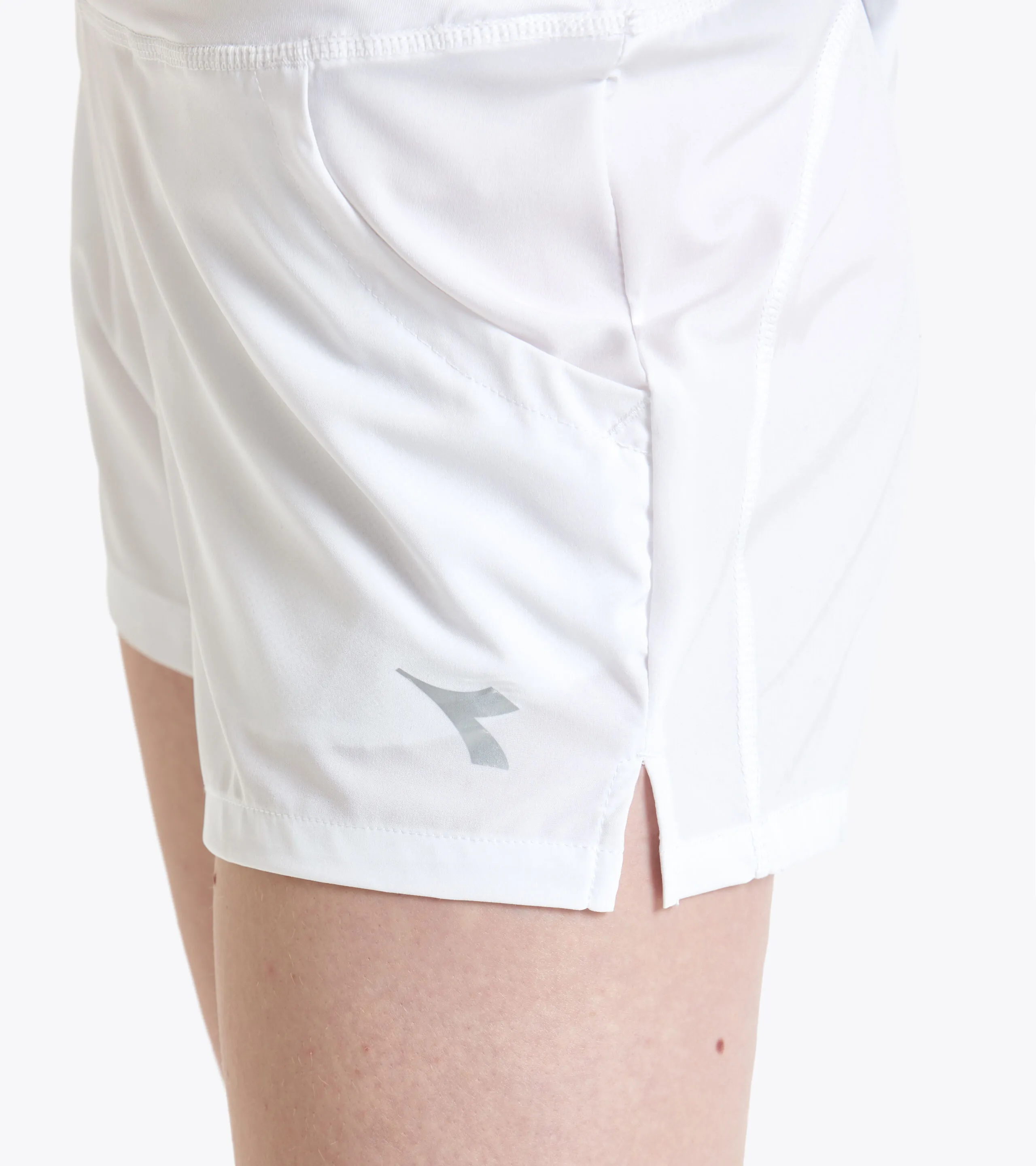L. SHORT COURT PANTALONES CORTOS DE TENIS  MUJER