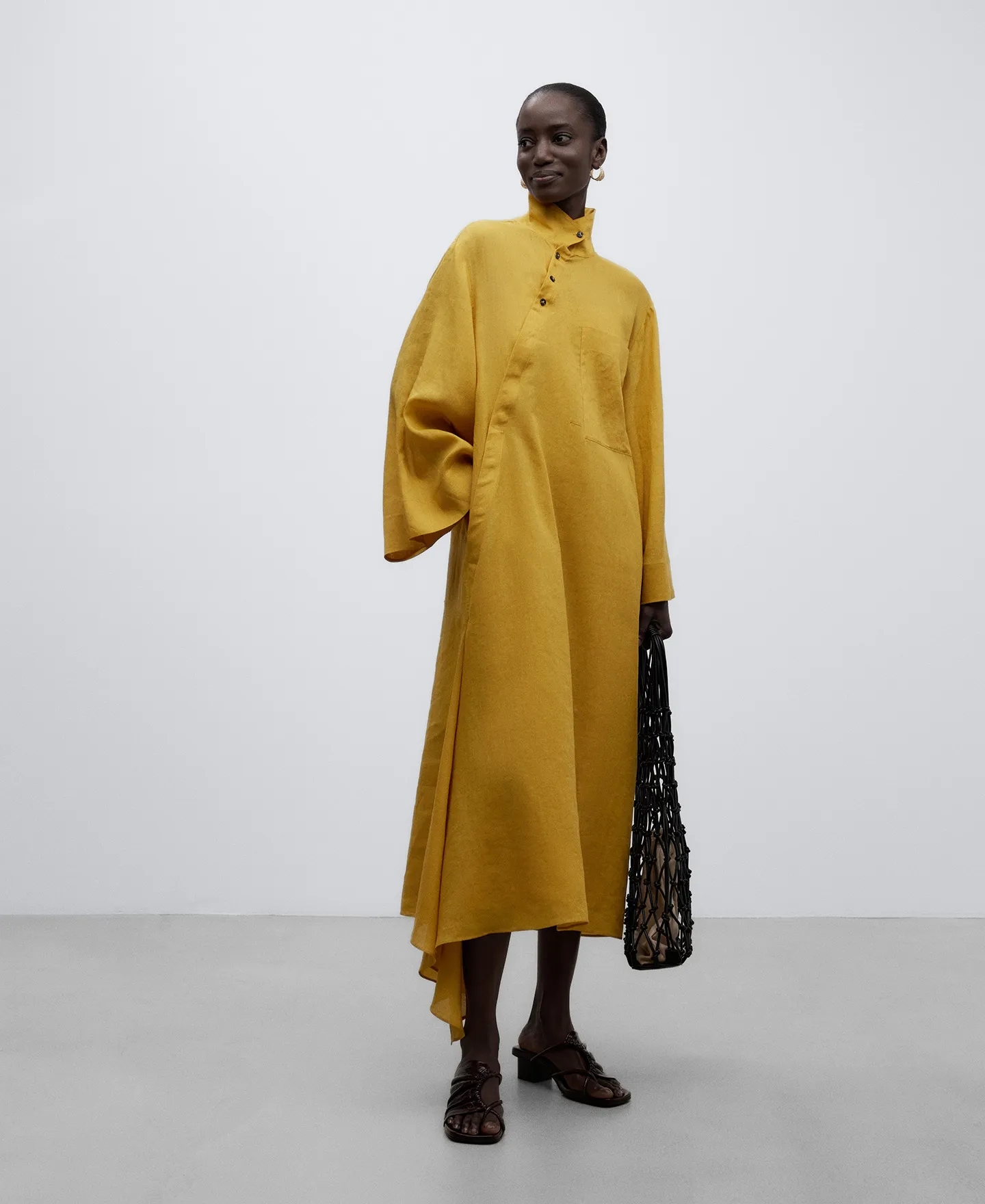 Vestido asimétrico amarillo mujer