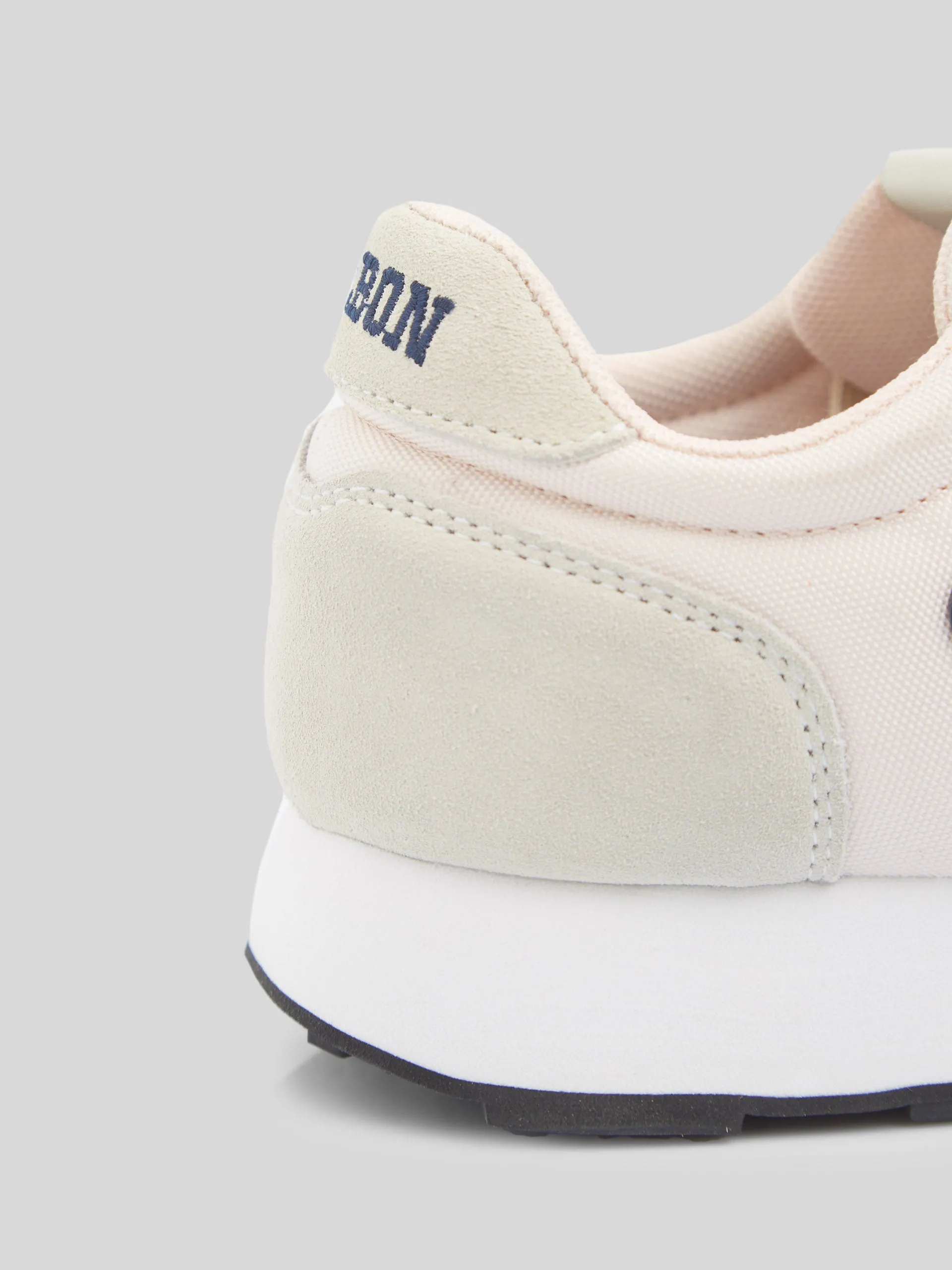 Zapatilla running woman rosa